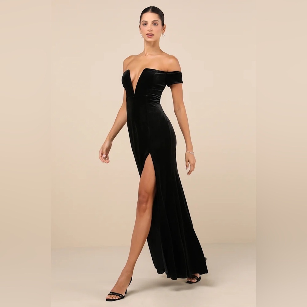 Lulus Captivating Silhouette Black Velvet Off-the-Shoulder Maxi Dress - Picture 2 of 8
